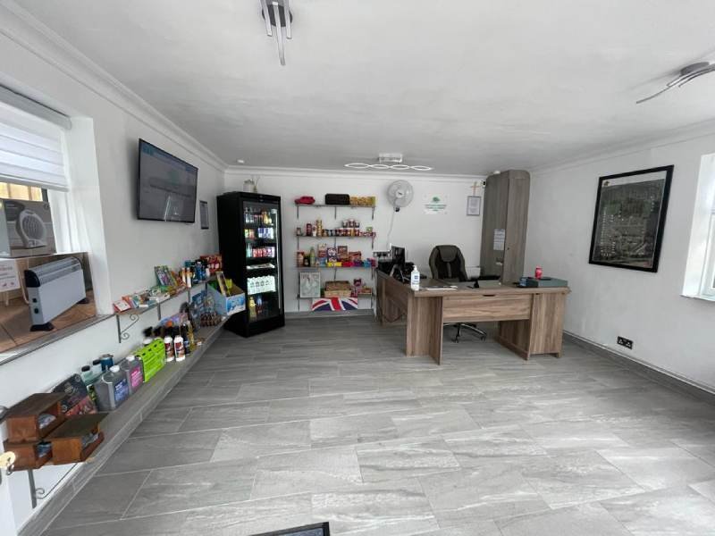 Shop & Reception